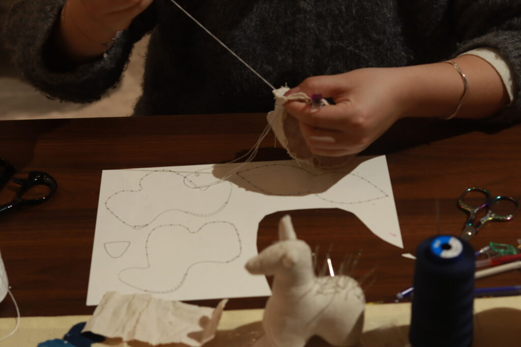 图片[4]-高难度手作挑战 | 解锁传统蓝染与立体缝纫，打造一匹属于你的马年小骏-笨物志