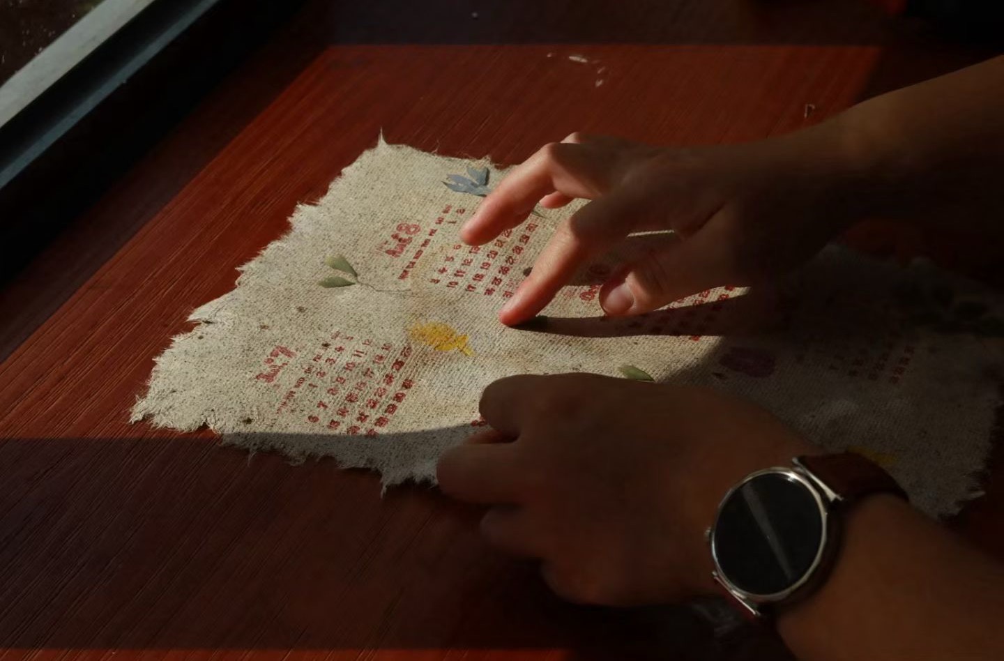 笨物志-非遗扎染合香掐丝珐琅古法造纸岩彩技艺,江苏非遗集合店,无锡非遗集合店,礼品定制