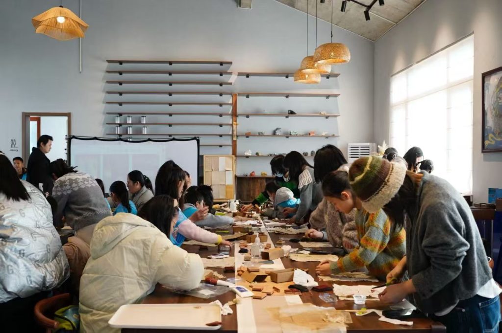 图片[2]-一纸千年，匠心相传 | 古法造纸非遗深度研学体验-笨物志