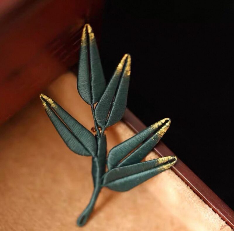 扎染的历史与文化：从秦汉到现代的蓝色艺术之旅-笨物志